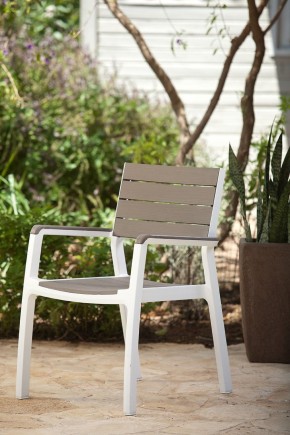 Стул c подлокотниками Гармония (Harmony armchair) белый-капучино в Южноуральске - yuzhnouralsk.mebel24.online | фото 1